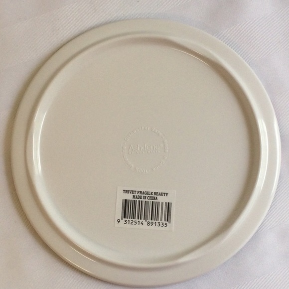 Melamine trivet with floral print, 7 inch - Picture 2 of 3